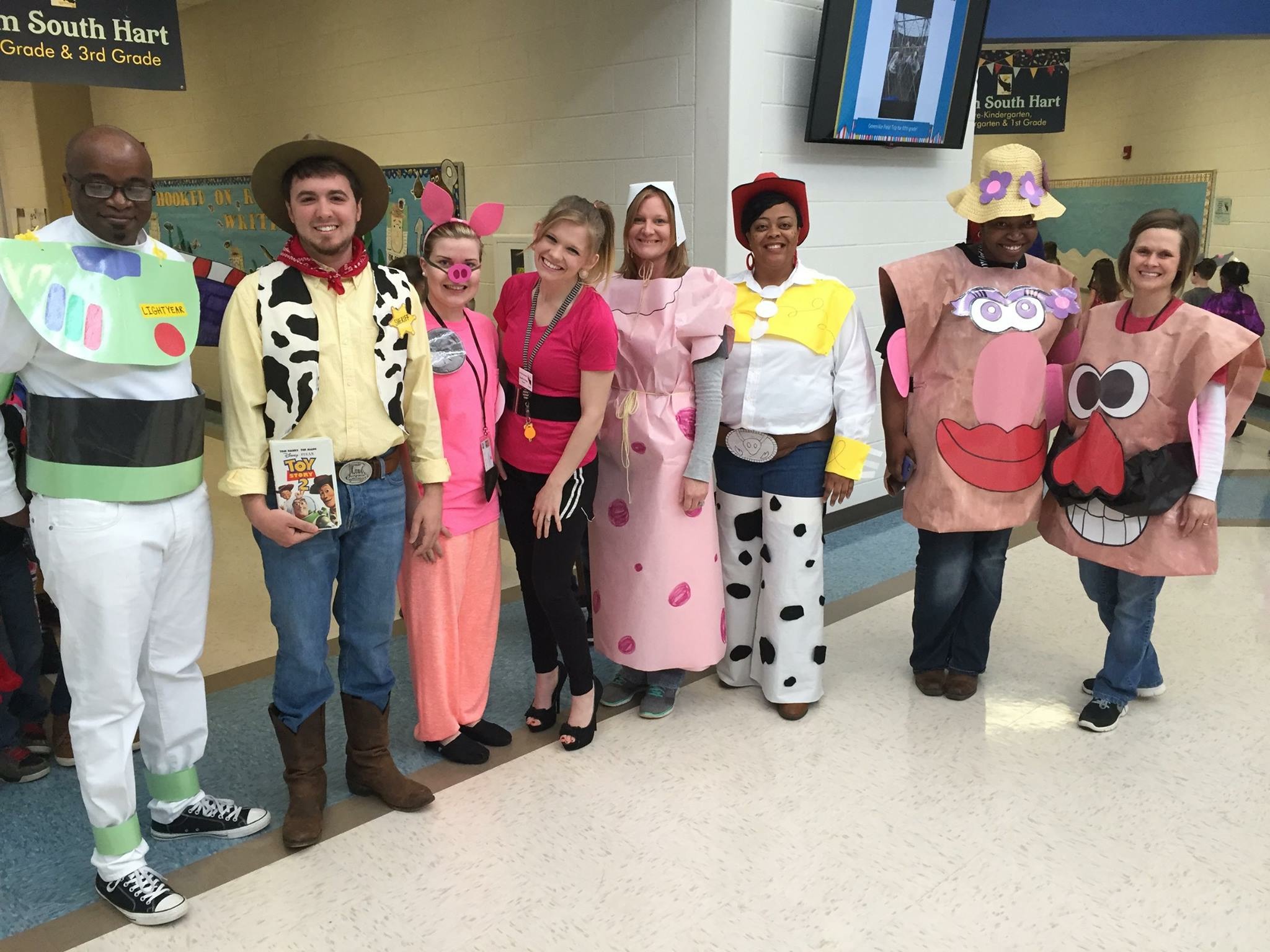 List of Best Ever Grade Level Costumes - Toy Story Teacher Costumes
